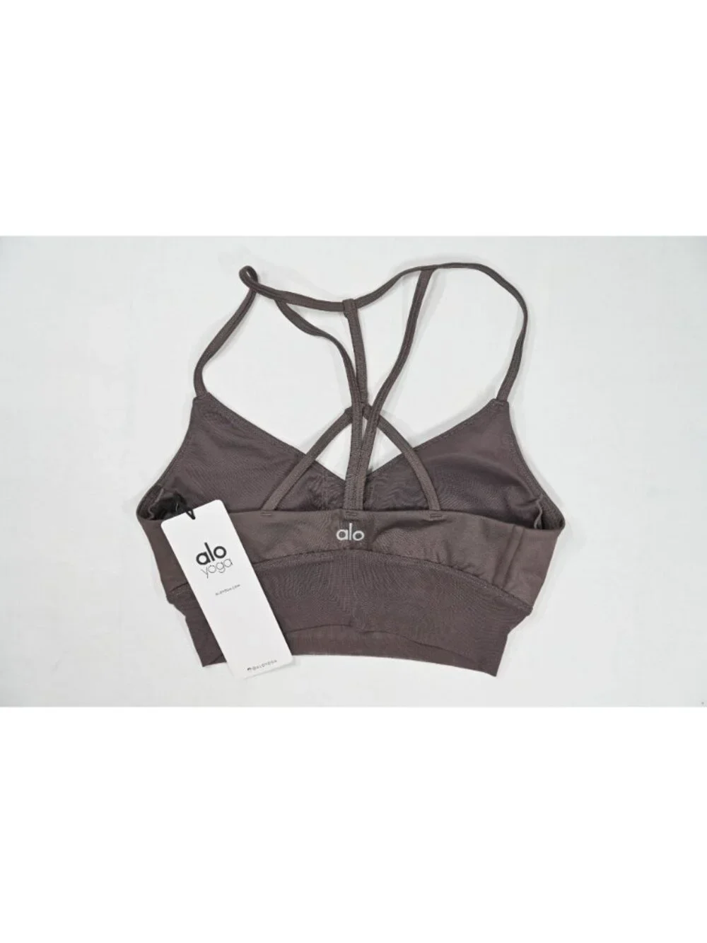 ALO Yoga Lush Bra W9074R in Raisin Glossy/Raisin